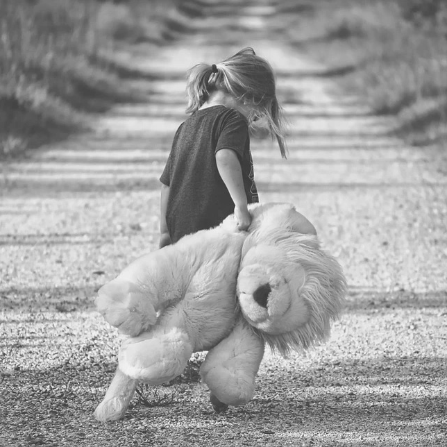 girl-square_kinderschutz_und_jugendhilfe